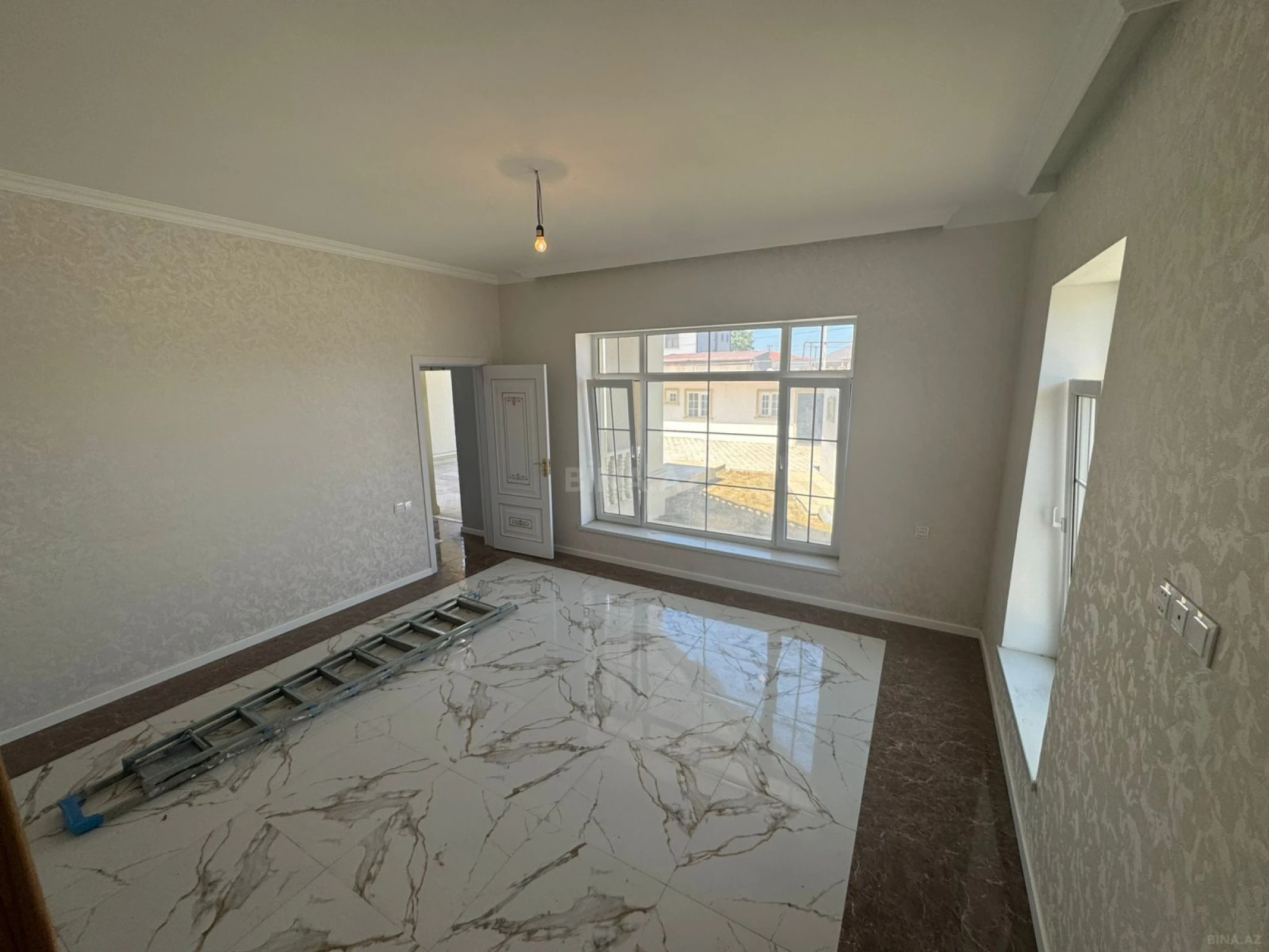 Satılır 4 otaqlı həyət evi 150 m²