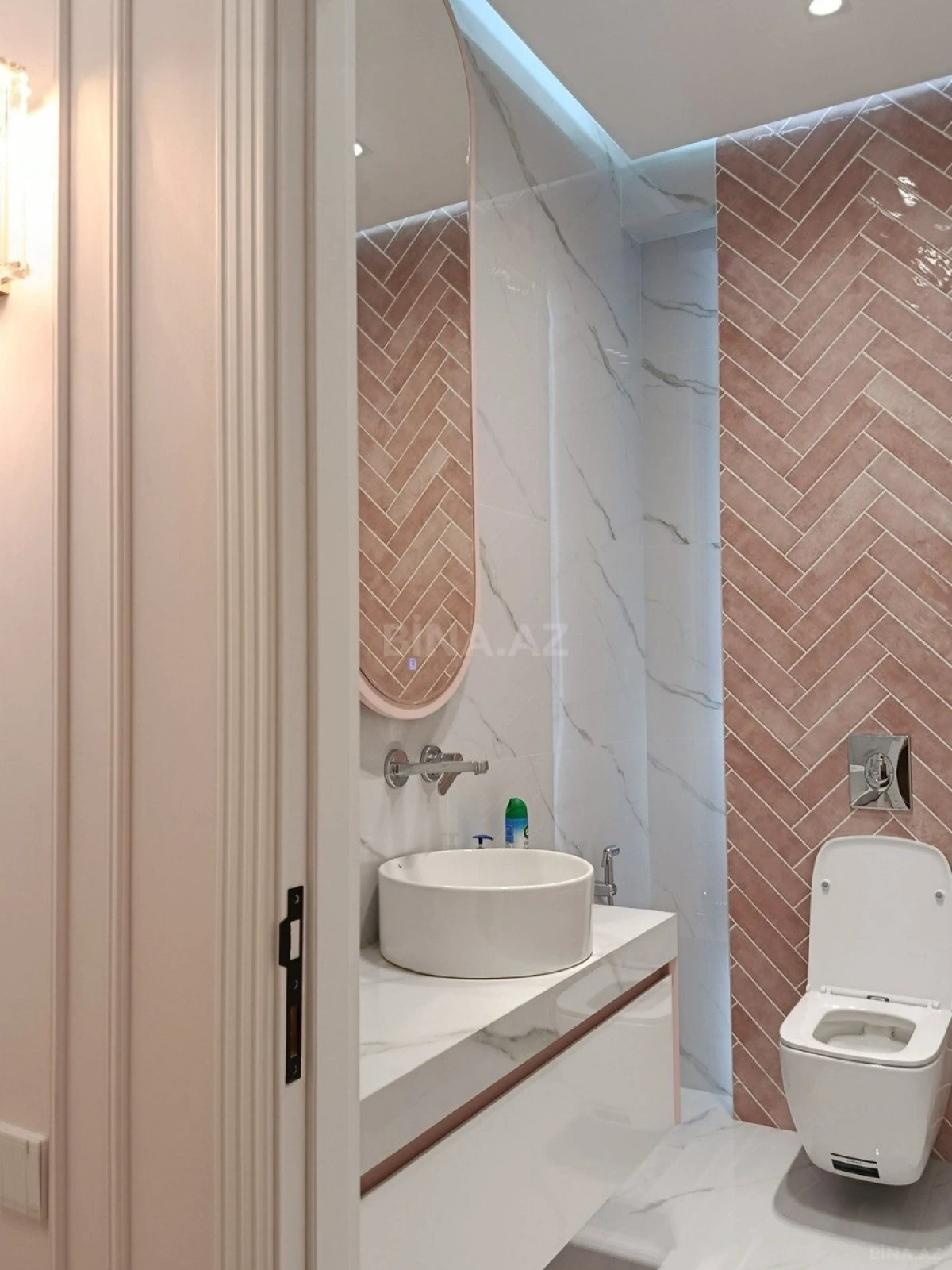 Satılır 3 otaqlı mənzil 155 m²