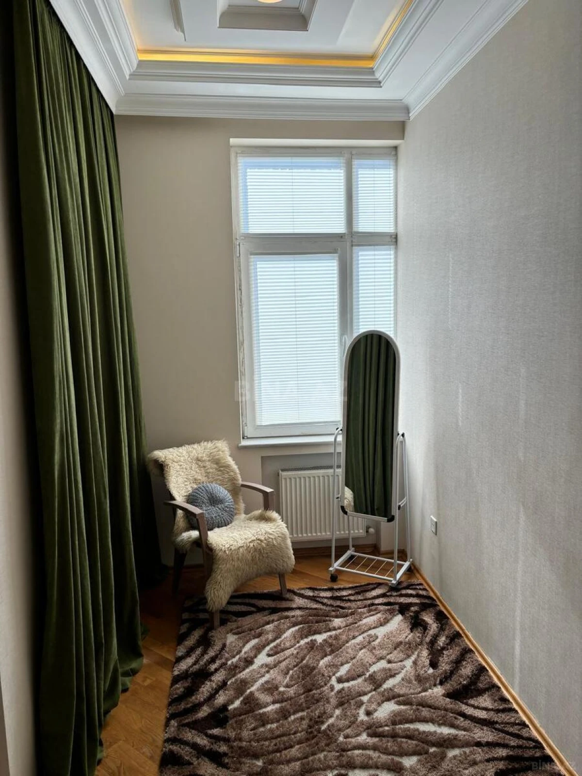 Kirayə verilir 3 otaqlı mənzil 120 m²