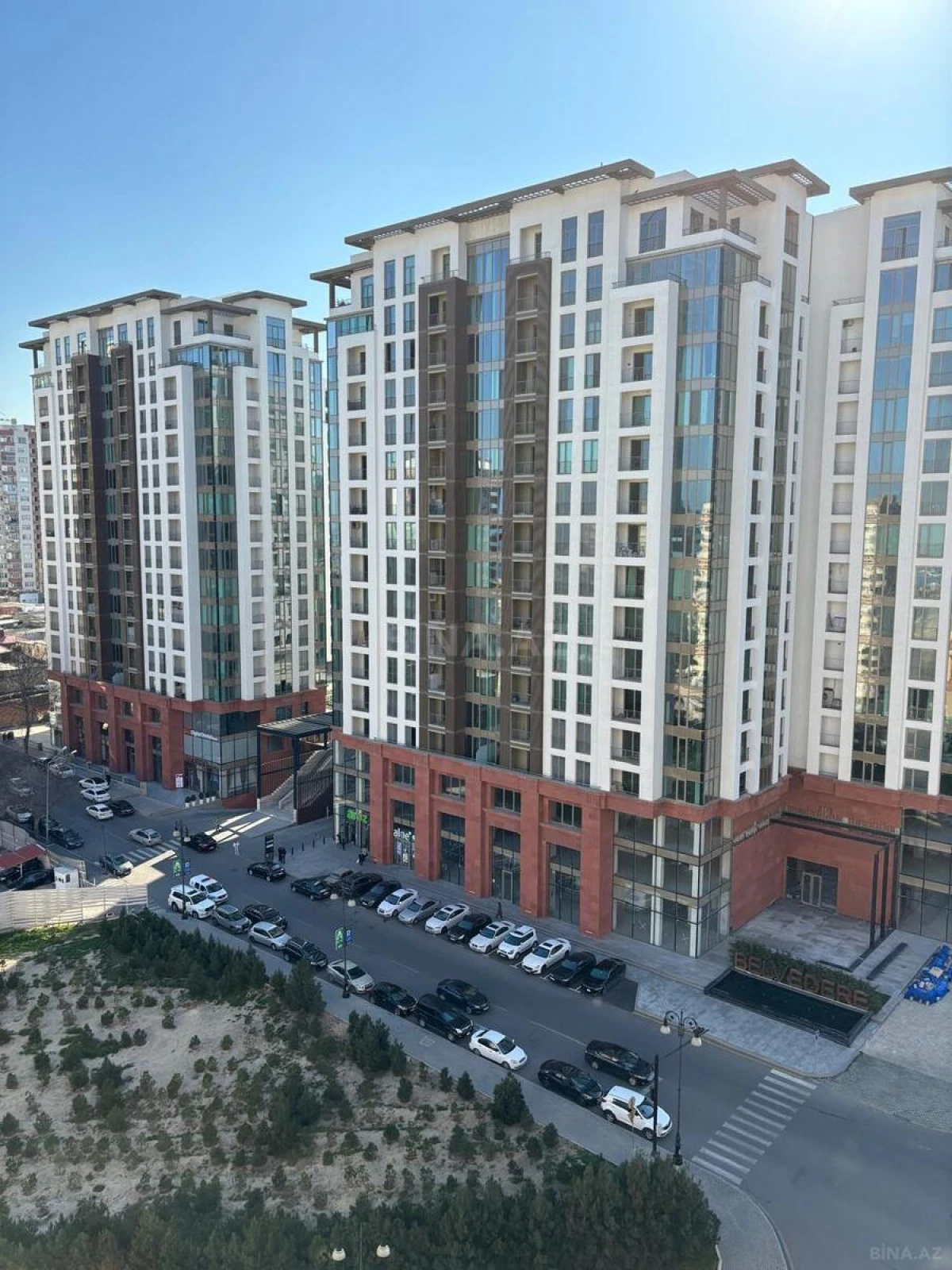 Kirayə verilir 3 otaqlı mənzil 120 m²