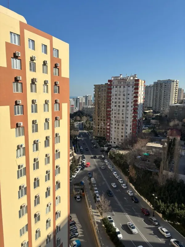 Kirayə verilir 3 otaqlı mənzil 120 m²