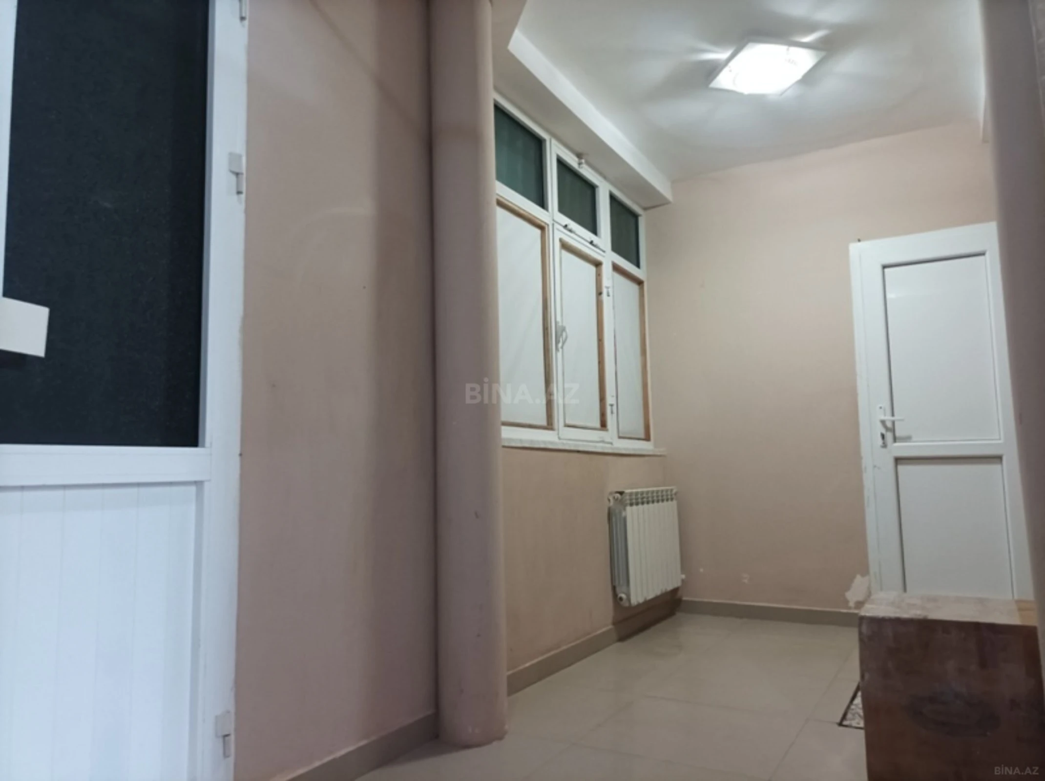 Satılır obyekt 260 m²