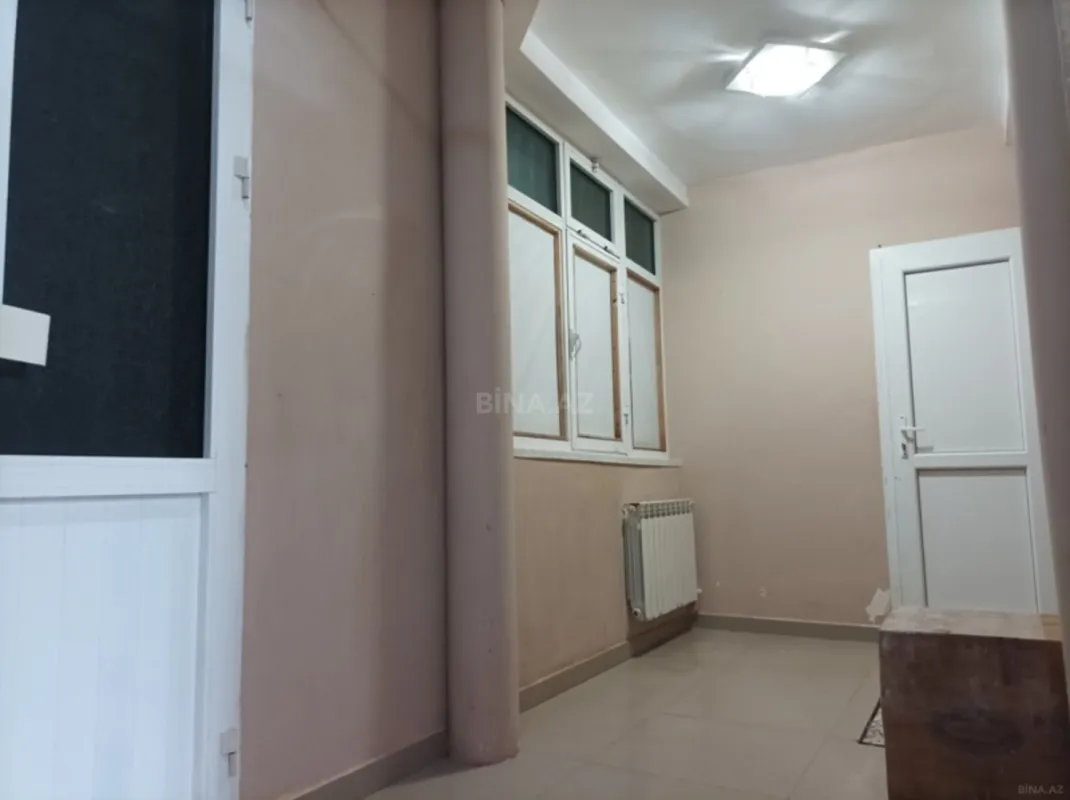 Satılır obyekt 260 m²