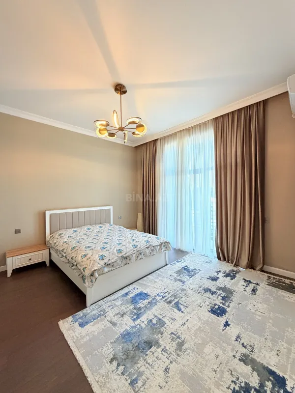 Kirayə verilir 4 otaqlı həyət evi 220 m²