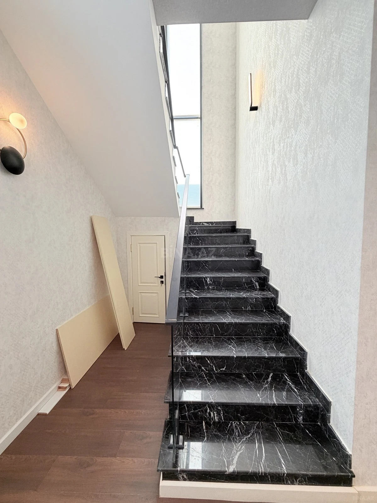 Kirayə verilir 4 otaqlı həyət evi 220 m²