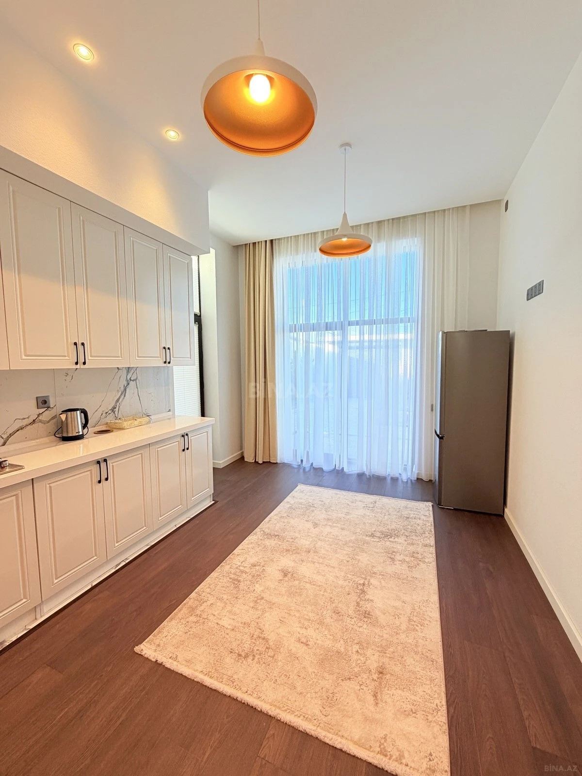 Kirayə verilir 4 otaqlı həyət evi 220 m²