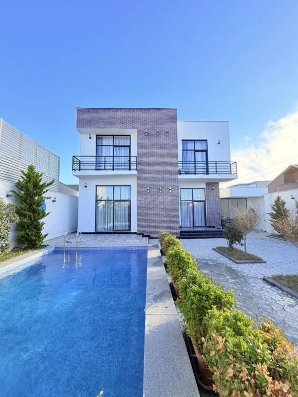 Kirayə verilir 4 otaqlı həyət evi 220 m²