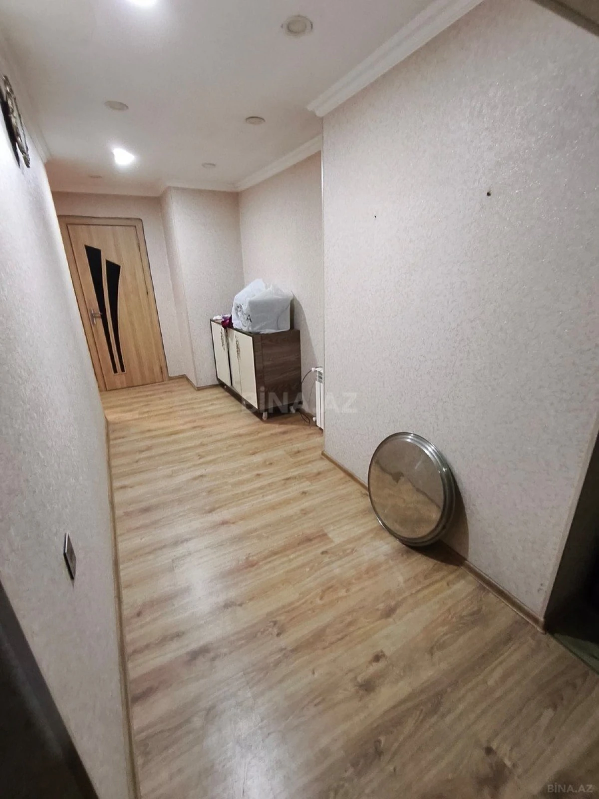 Satılır 3 otaqlı mənzil 75 m²