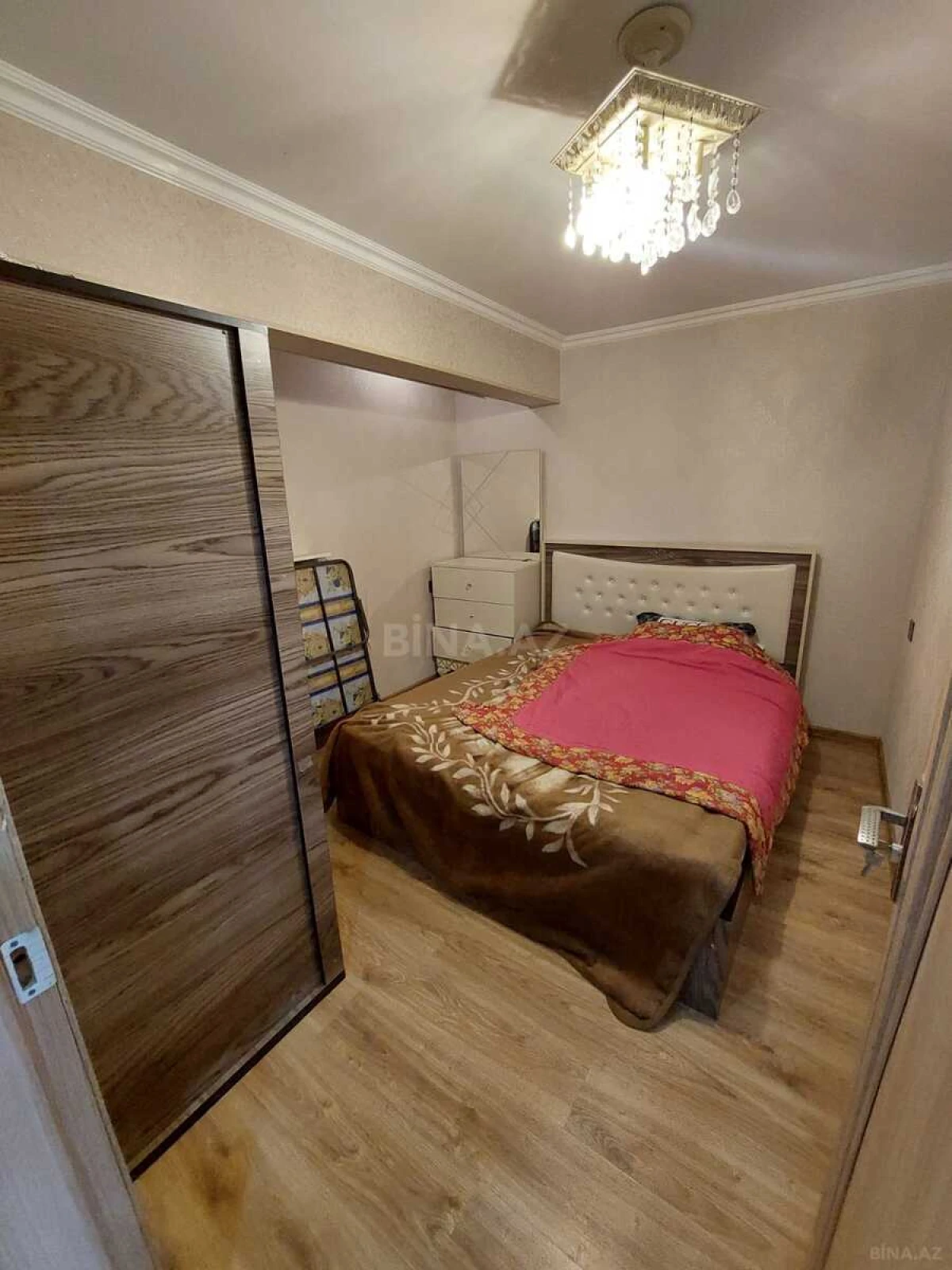 Satılır 3 otaqlı mənzil 75 m²
