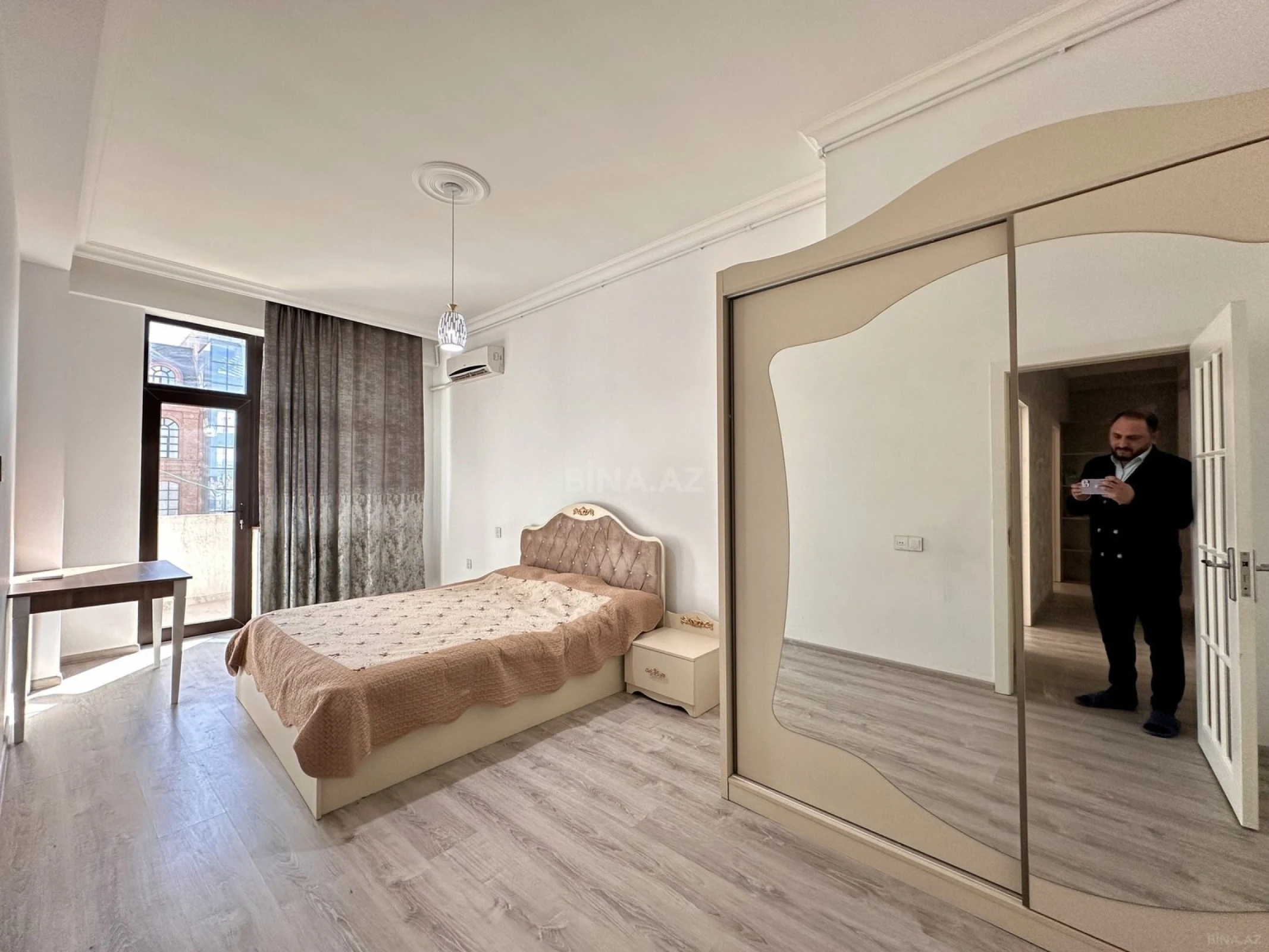 Kirayə verilir 3 otaqlı mənzil 105 m²