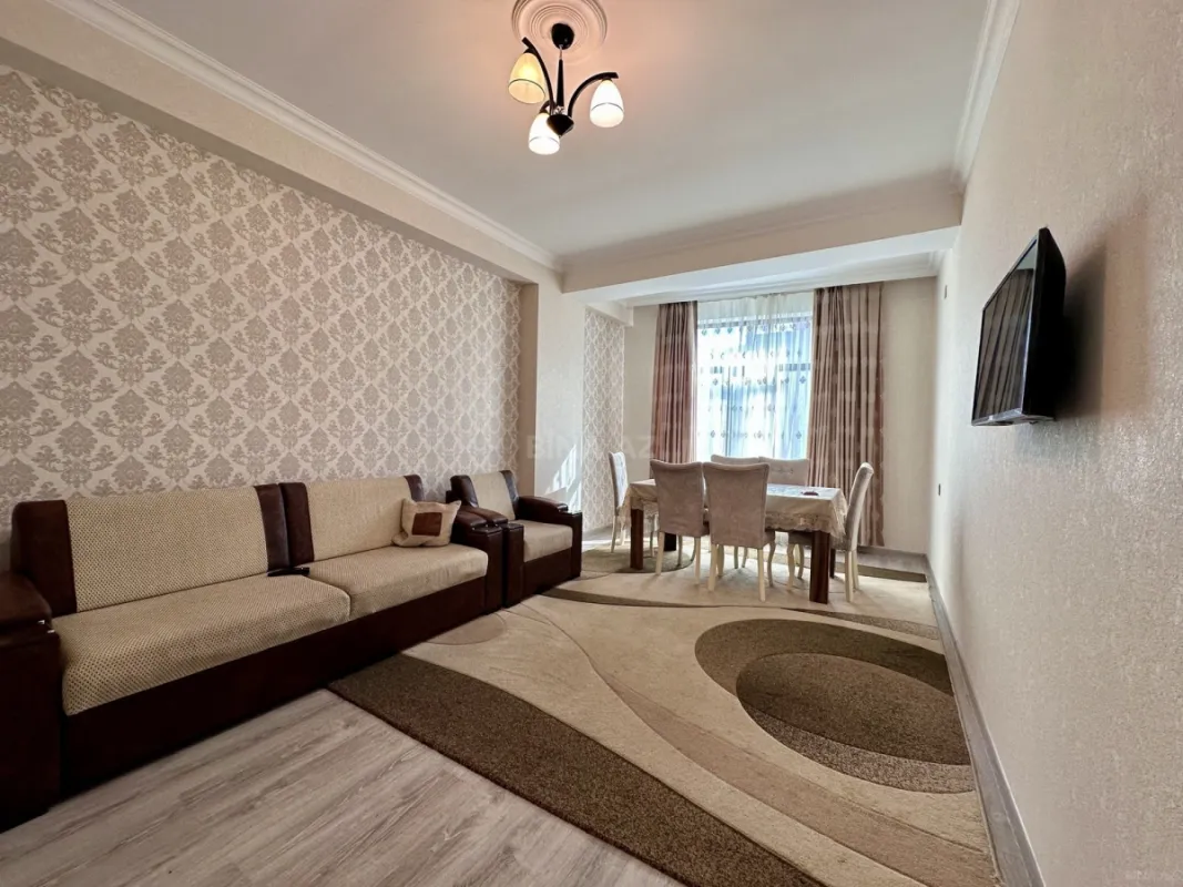 Kirayə verilir 3 otaqlı mənzil 105 m²