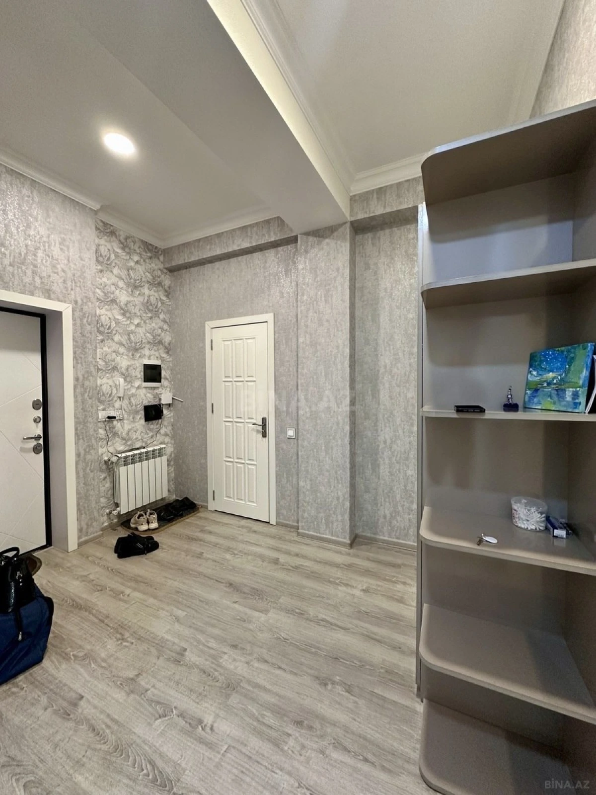 Kirayə verilir 3 otaqlı mənzil 105 m²