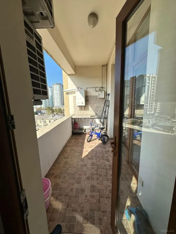 Kirayə verilir 3 otaqlı mənzil 120 m²