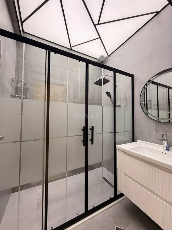 Satılır 3 otaqlı mənzil 105 m²