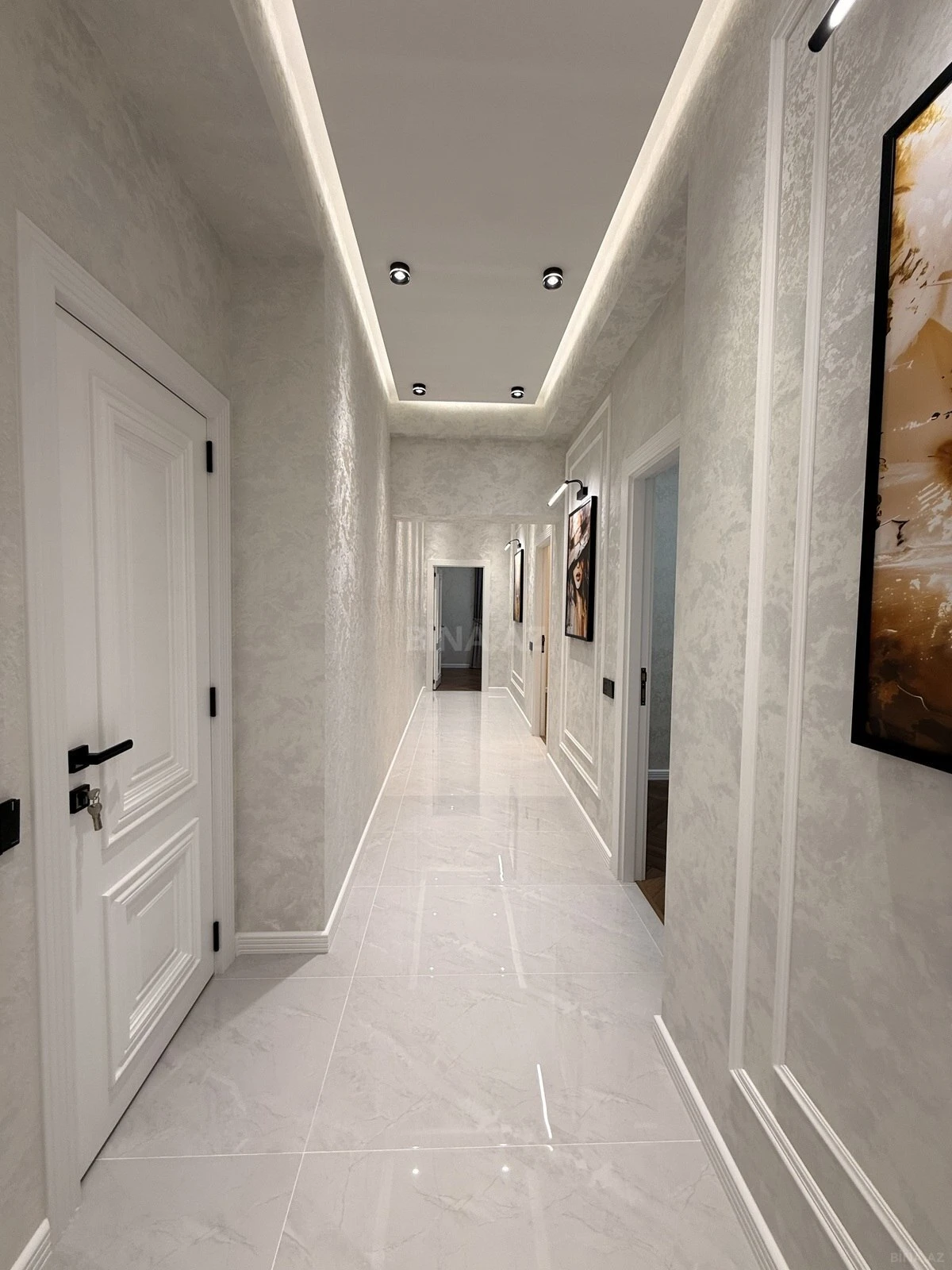 Satılır 3 otaqlı mənzil 105 m²