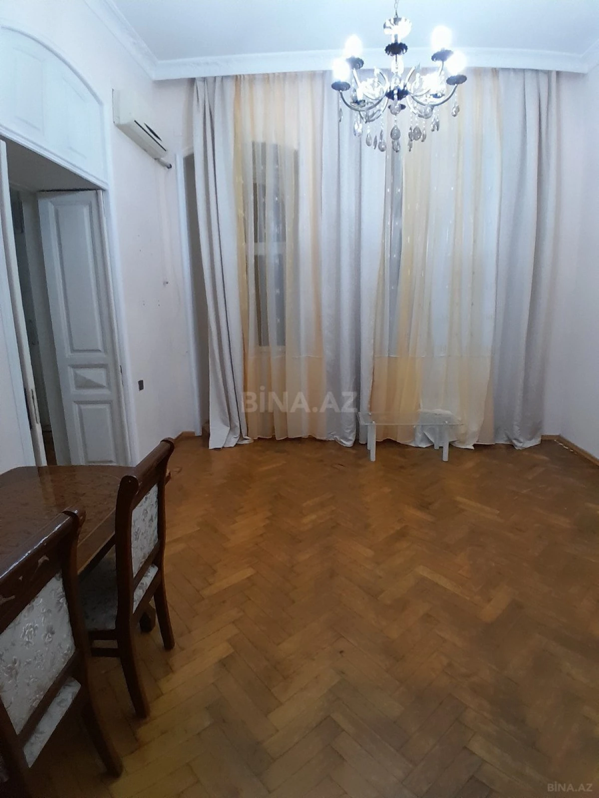 Satılır 2 otaqlı mənzil 60 m²