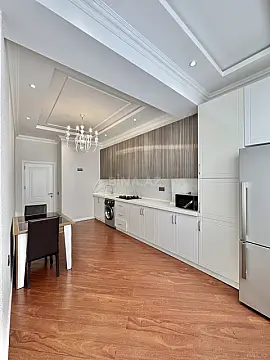 Satılır 3 otaqlı mənzil 117 m²