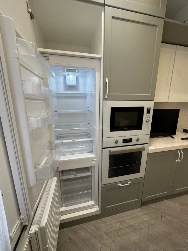 Satılır 4 otaqlı mənzil 117 m²