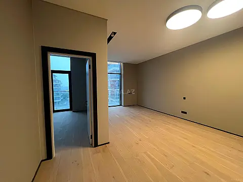 Satılır 2 otaqlı mənzil 74 m²