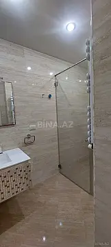 Kirayə verilir 4 otaqlı mənzil 210 m²