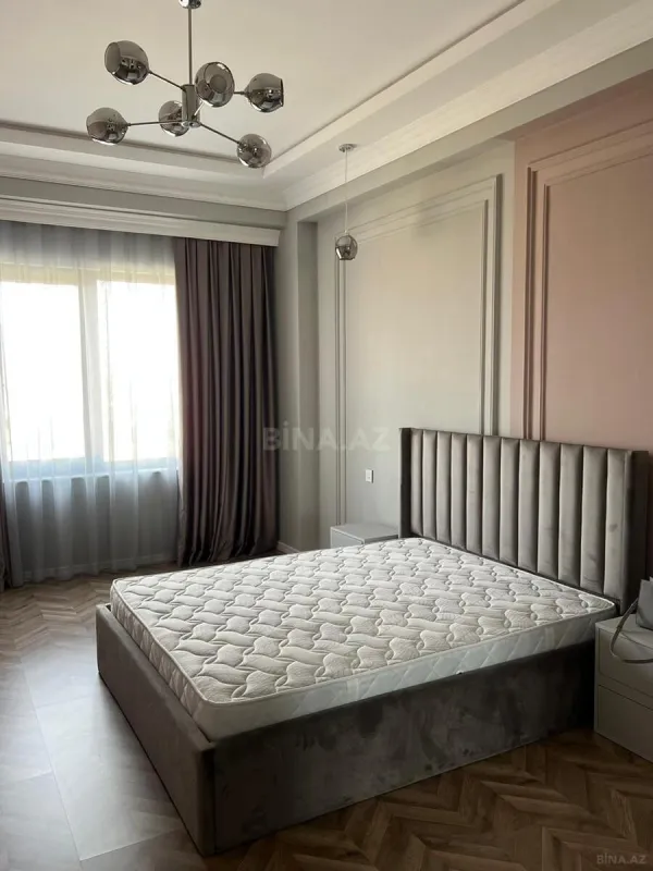 Kirayə verilir 3 otaqlı mənzil 106 m²