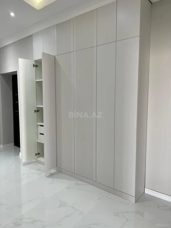 Kirayə verilir 3 otaqlı mənzil 106 m²