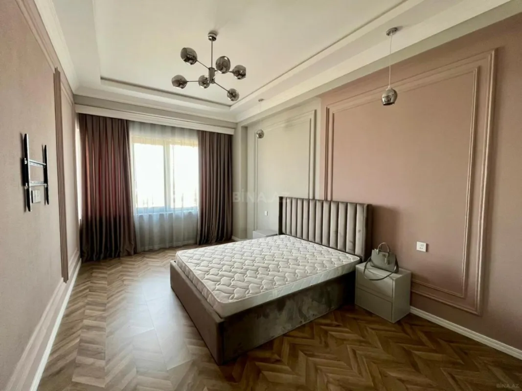 Kirayə verilir 3 otaqlı mənzil 106 m²