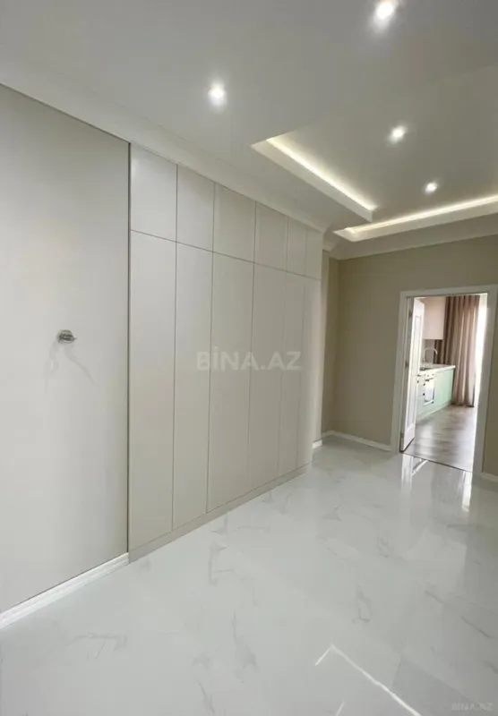 Kirayə verilir 3 otaqlı mənzil 106 m²