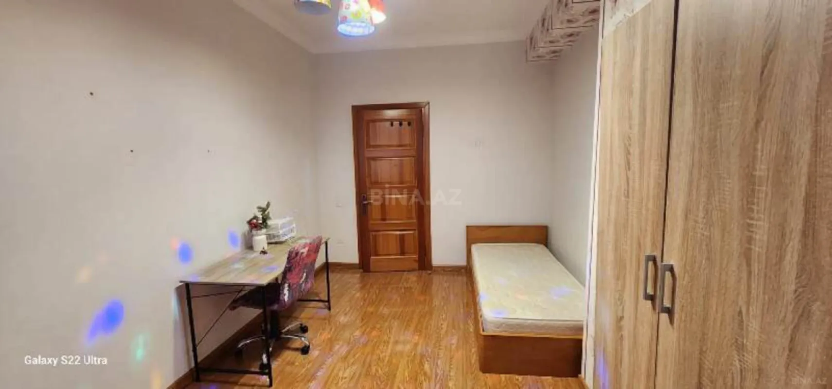 Satılır 3 otaqlı mənzil 137 m²