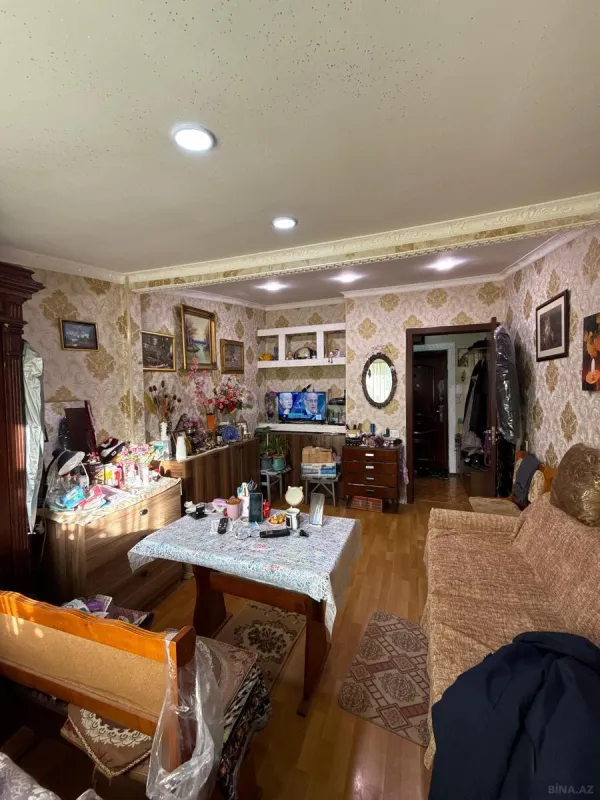 Satılır 3 otaqlı mənzil 55 m²