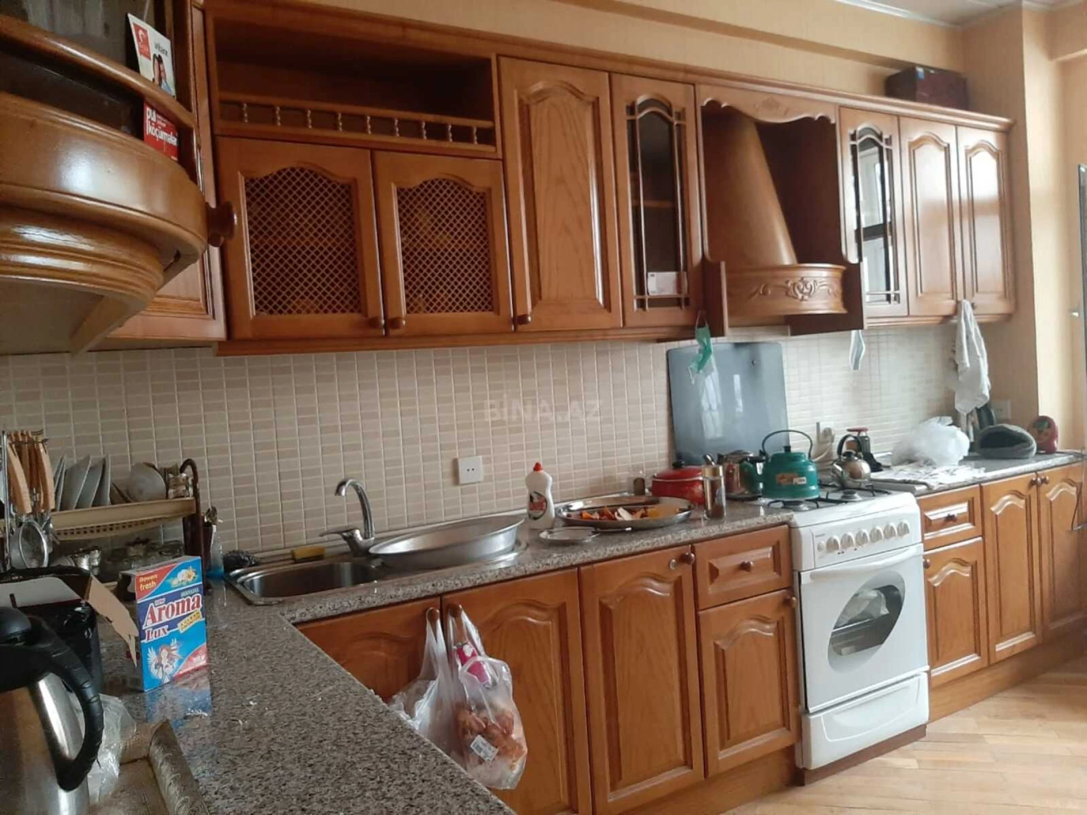 Kirayə verilir 4 otaqlı mənzil 150 m²