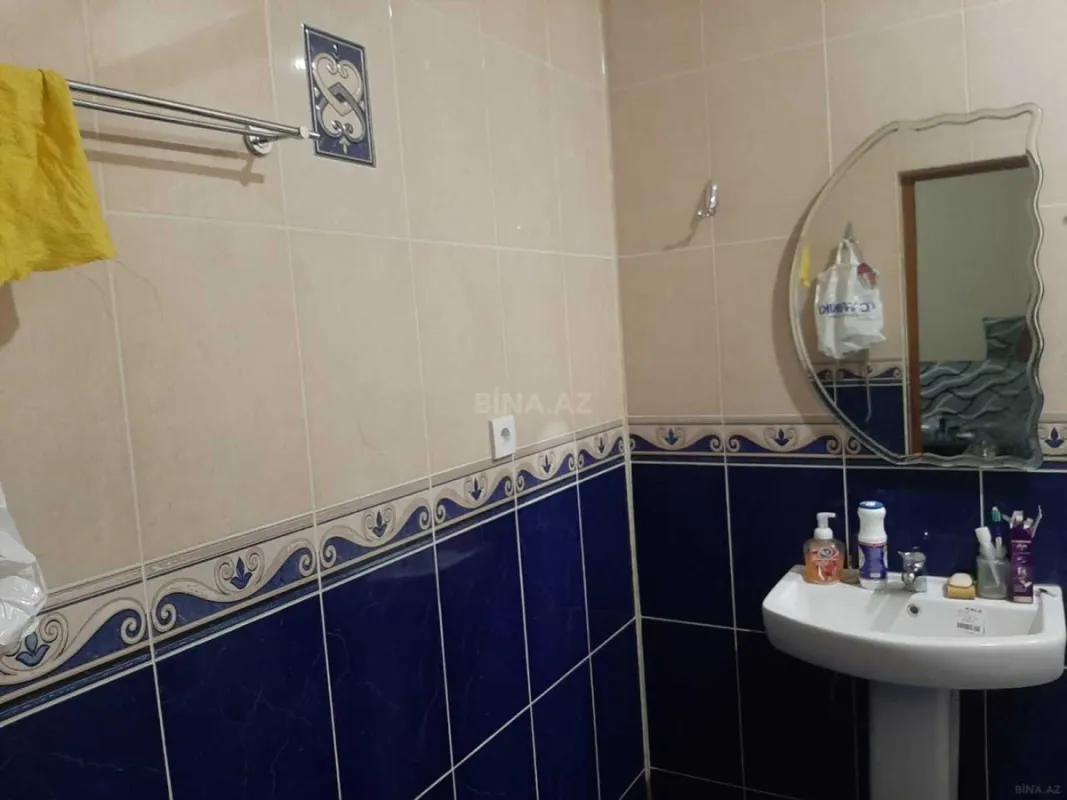 Kirayə verilir 4 otaqlı mənzil 150 m²