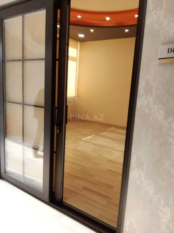 Kirayə verilir 4 otaqlı ofis 110 m²