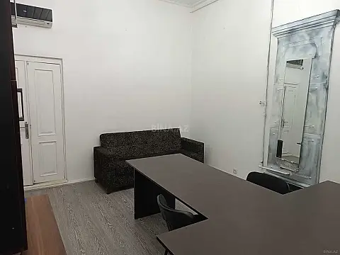 Kirayə verilir 3 otaqlı ofis 70 m²