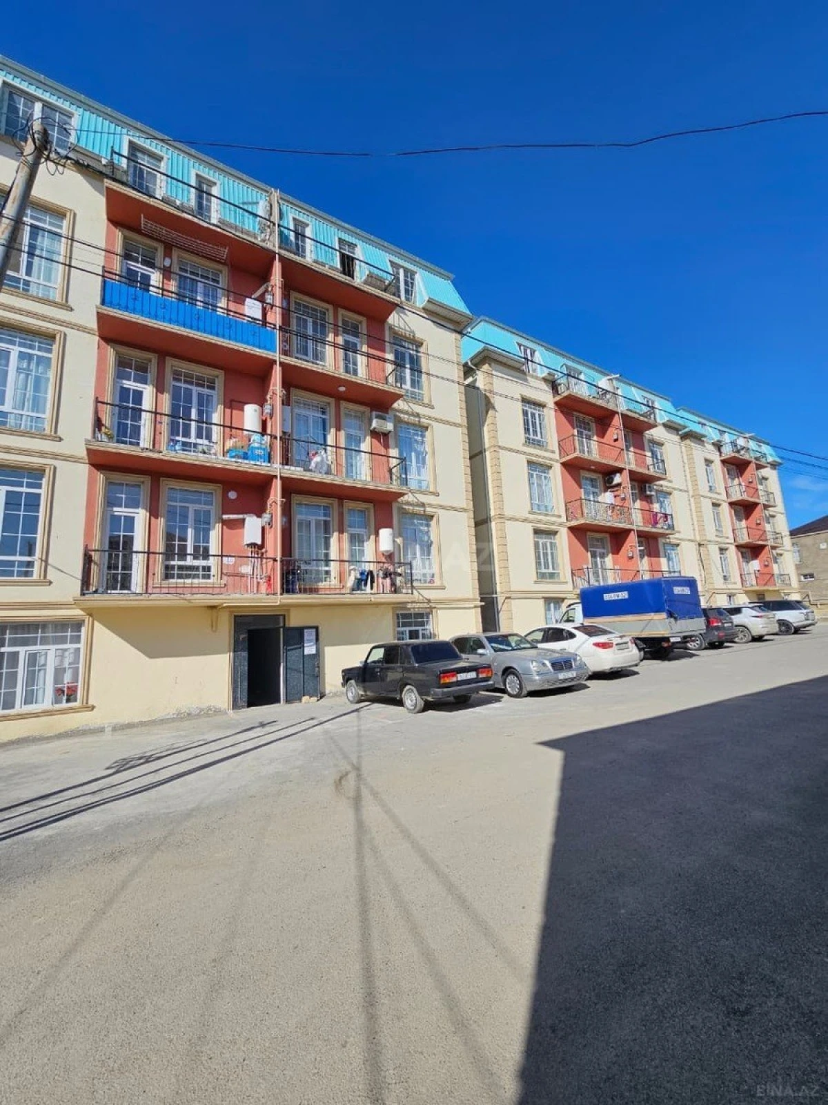 Satılır 1 otaqlı mənzil 40 m²