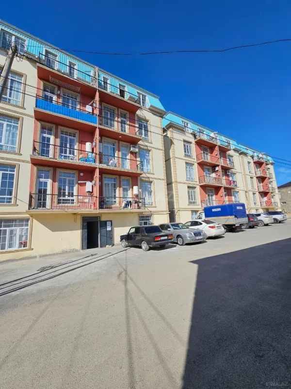 Satılır 1 otaqlı mənzil 40 m²