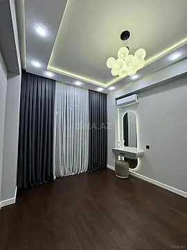 Satılır 3 otaqlı mənzil 173 m²