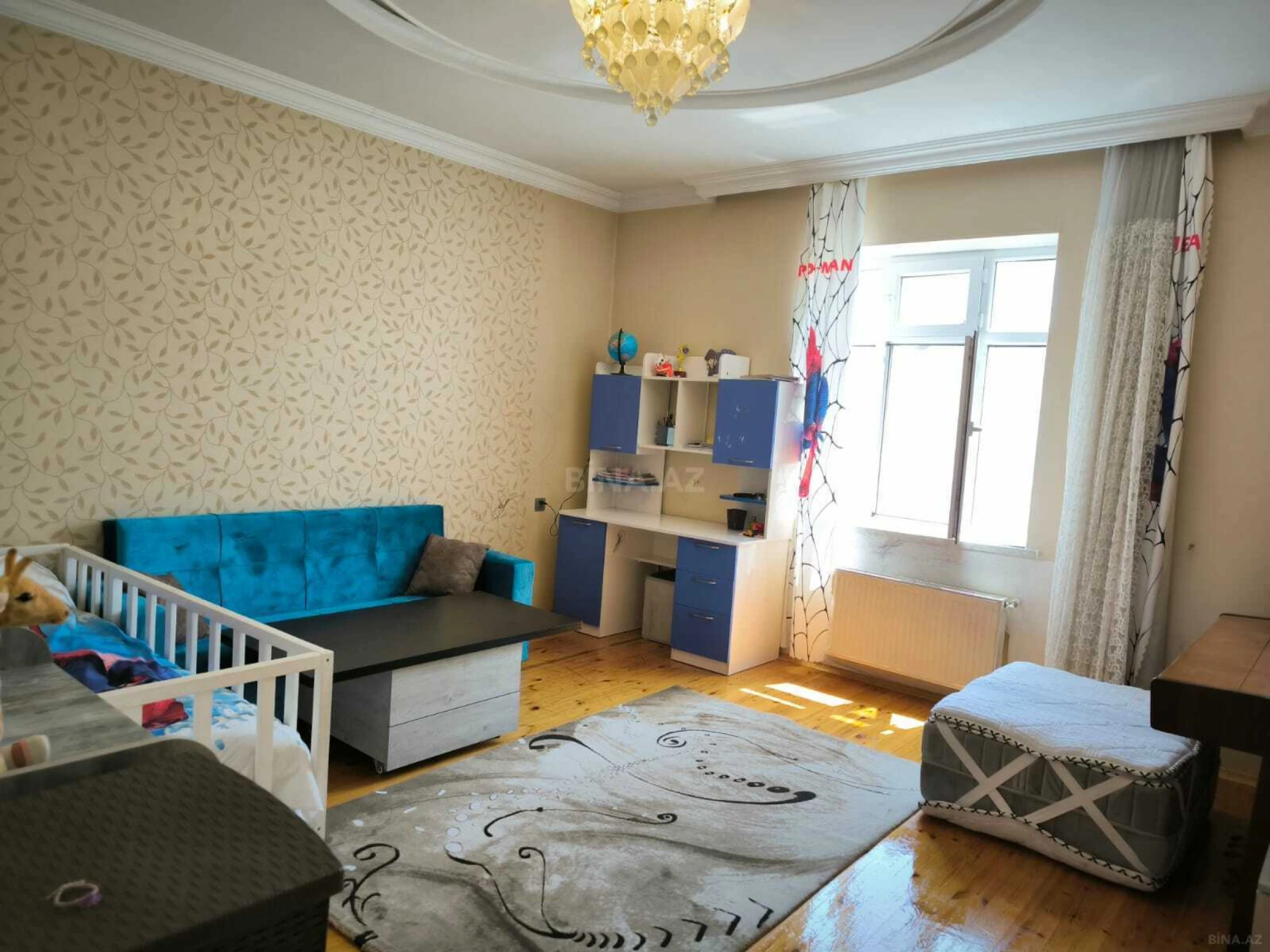 Satılır 5 otaqlı həyət evi 200 m²