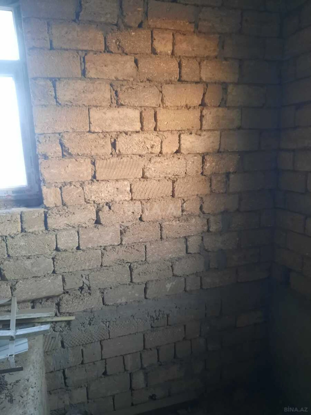 Satılır 5 otaqlı həyət evi 200 m²