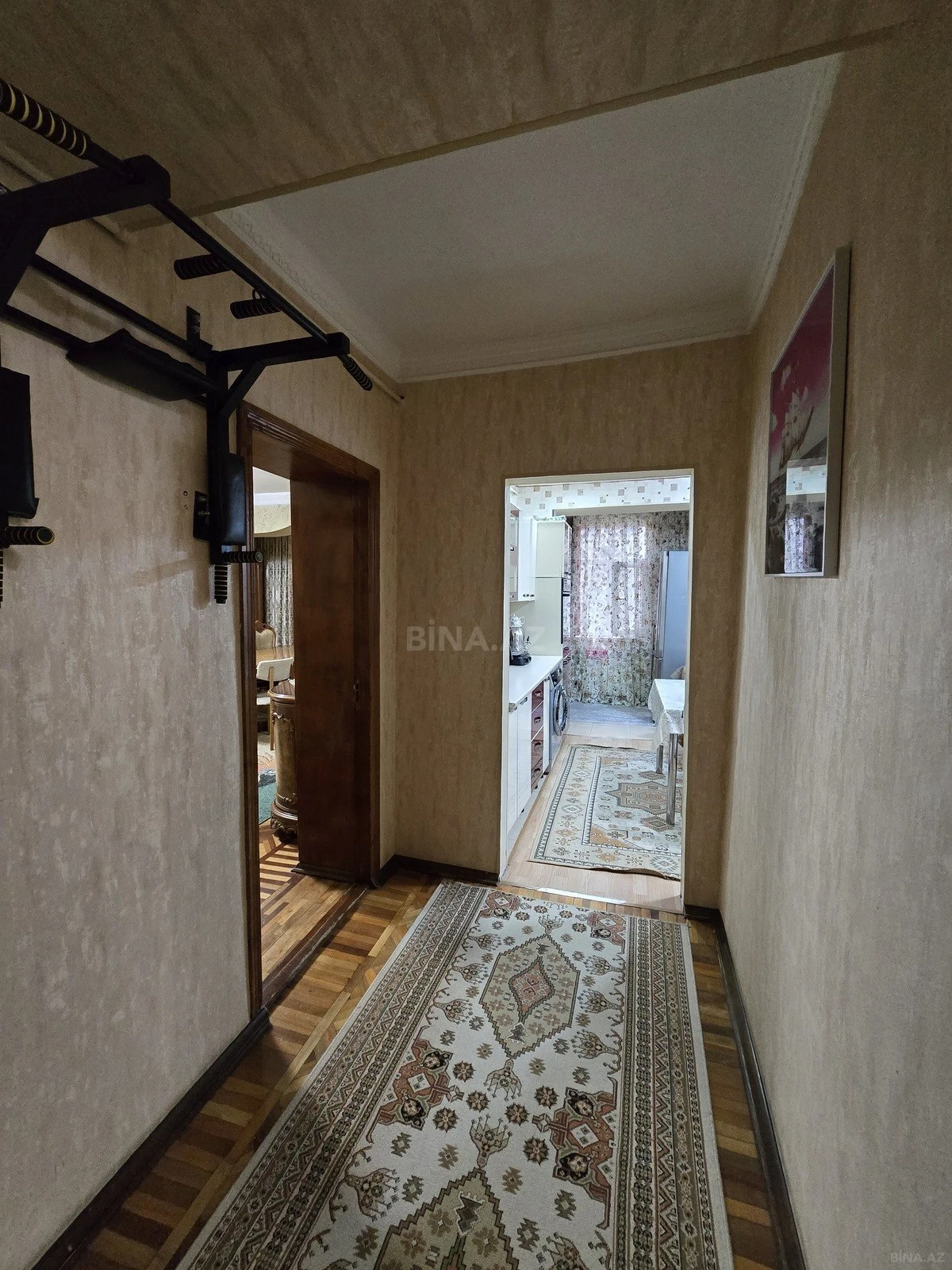 Satılır 4 otaqlı mənzil 110 m²