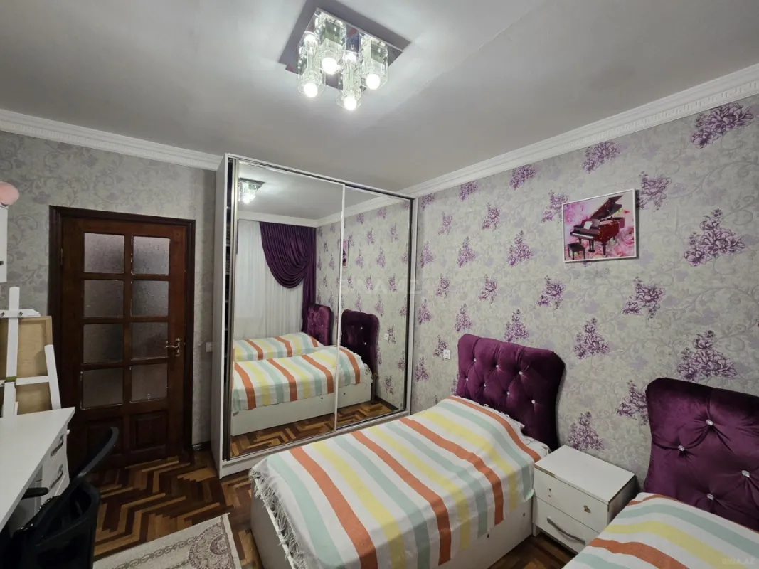 Satılır 4 otaqlı mənzil 110 m²