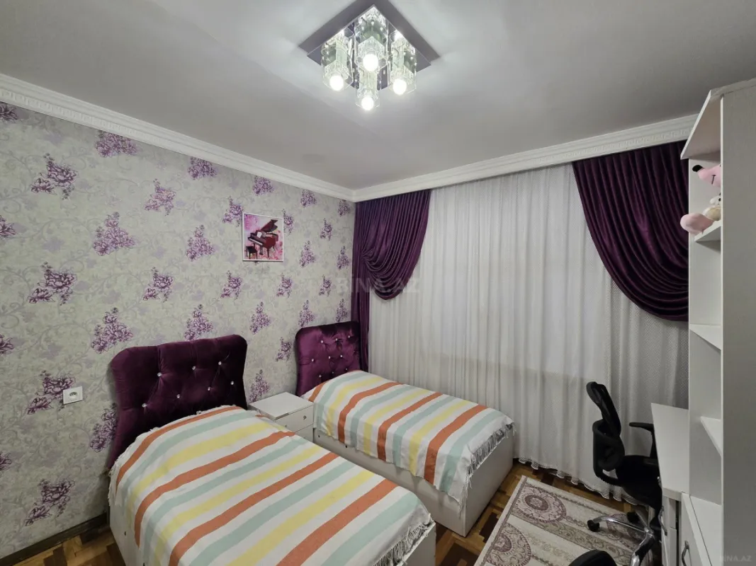 Satılır 4 otaqlı mənzil 110 m²