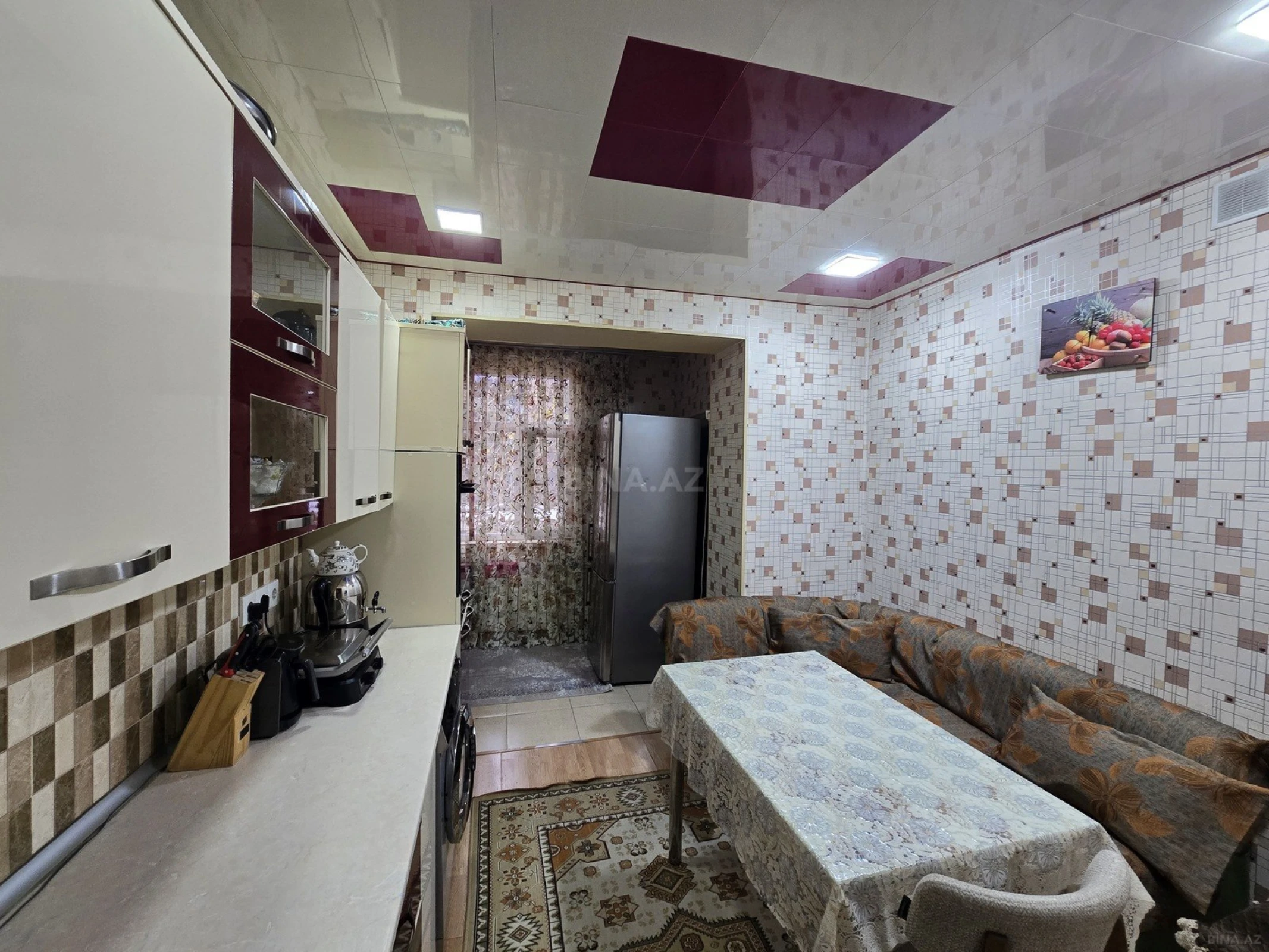 Satılır 4 otaqlı mənzil 110 m²