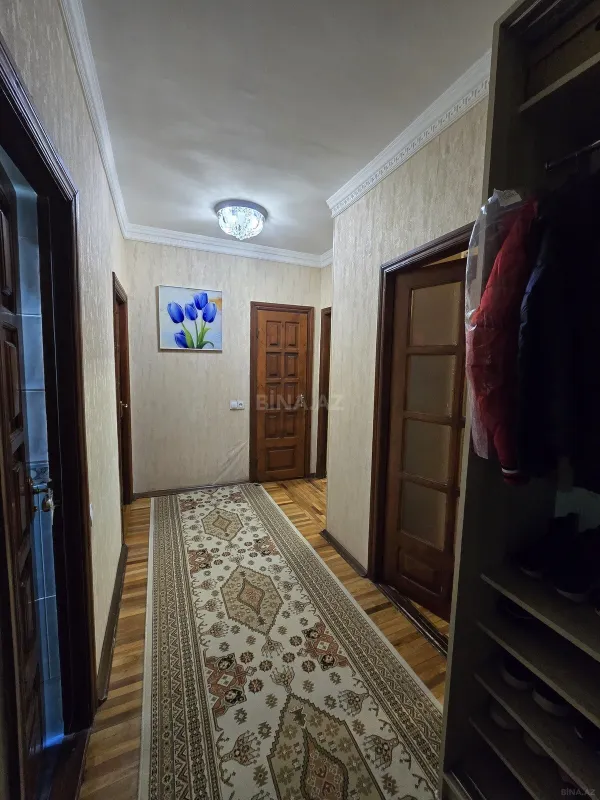 Satılır 4 otaqlı mənzil 110 m²