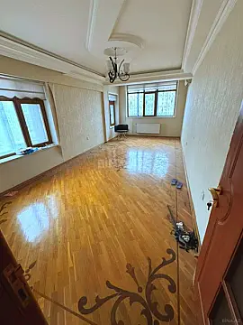 Satılır 2 otaqlı mənzil 75 m²