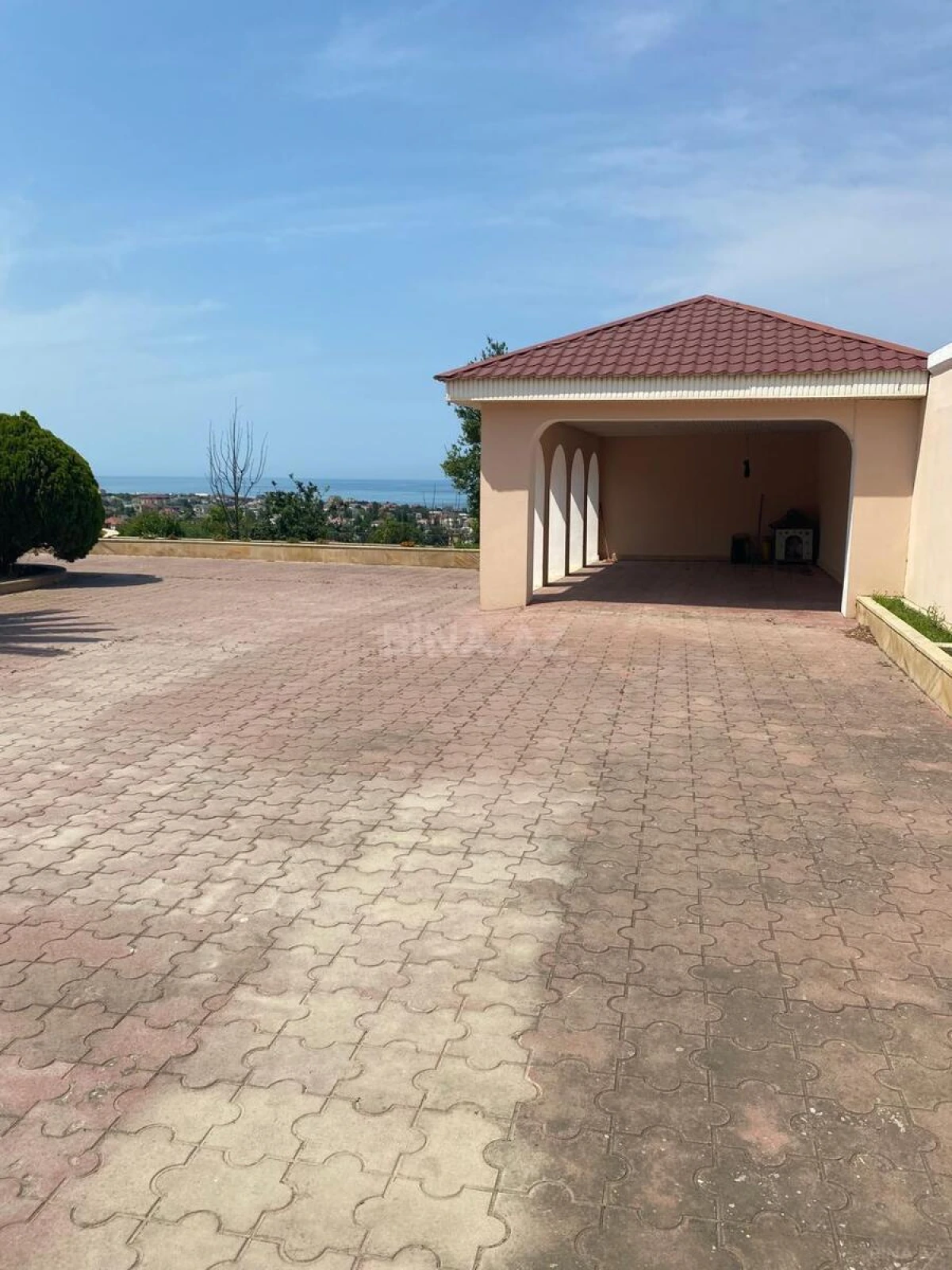 Satılır 4 otaqlı həyət evi 135 m²