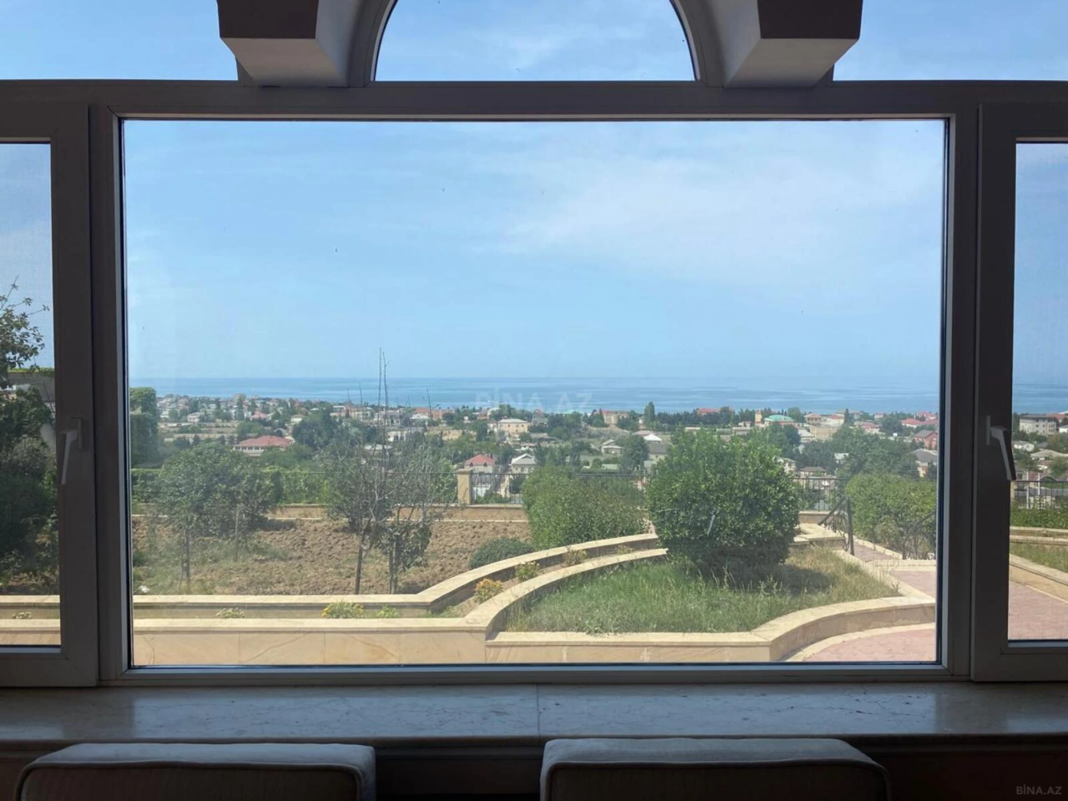 Satılır 4 otaqlı həyət evi 135 m²