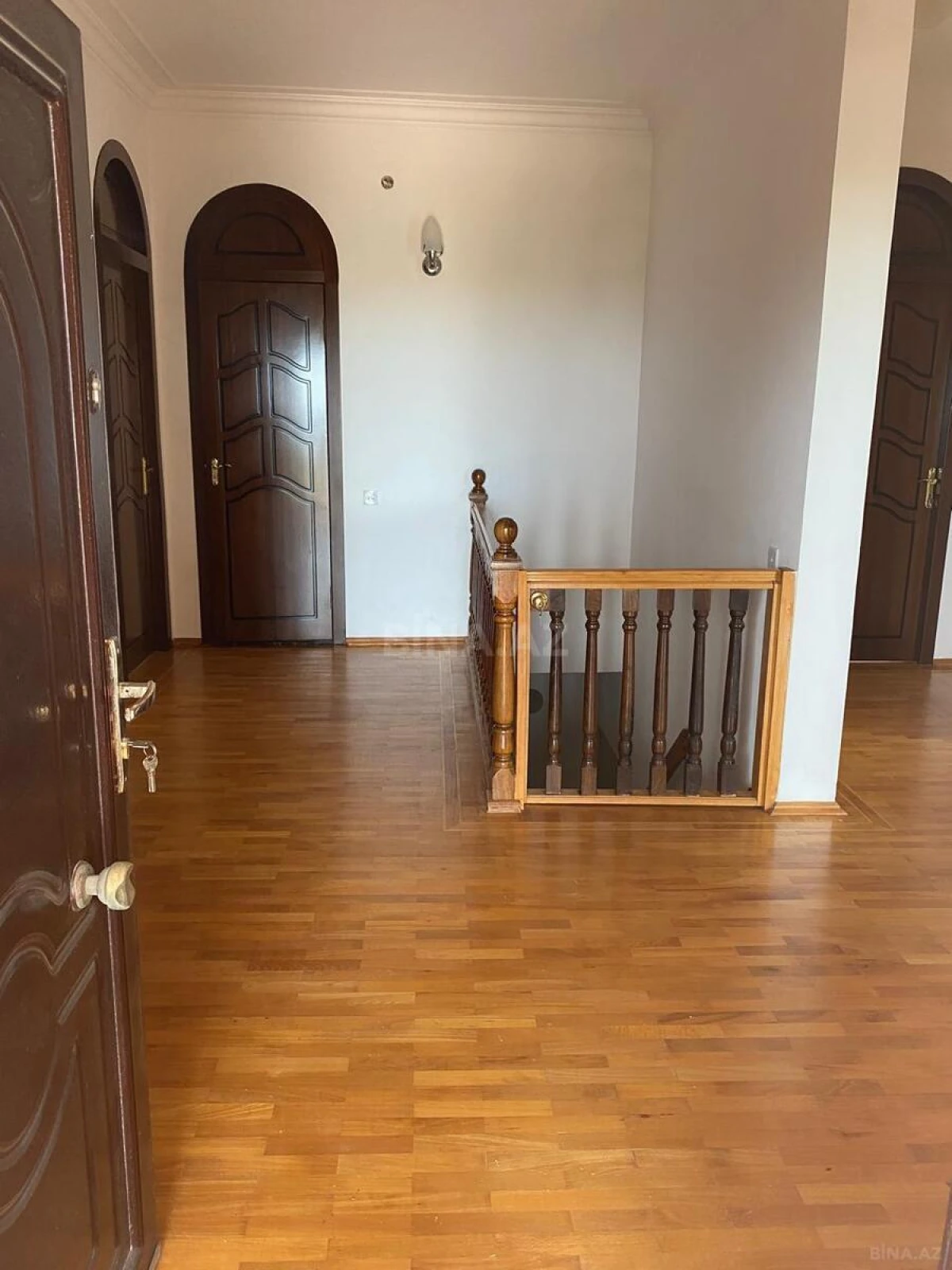 Satılır 4 otaqlı həyət evi 135 m²