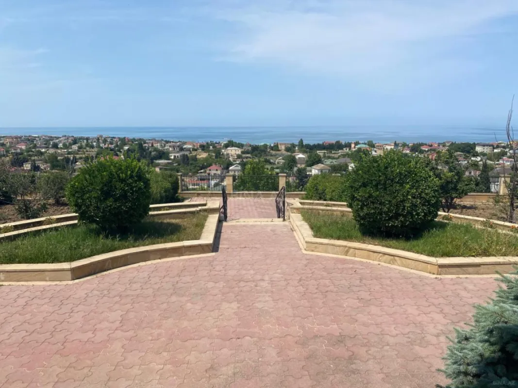 Satılır 4 otaqlı həyət evi 135 m²