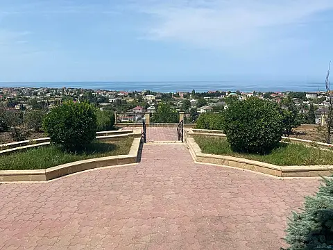 Satılır 4 otaqlı həyət evi 135 m²